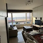 Апартаменты Splendid Seaview - Luxury 4 Persons At And Sea
