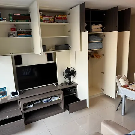 Apartment Splendid Seaview - Luxury 4 Persons At And Sea Ostend